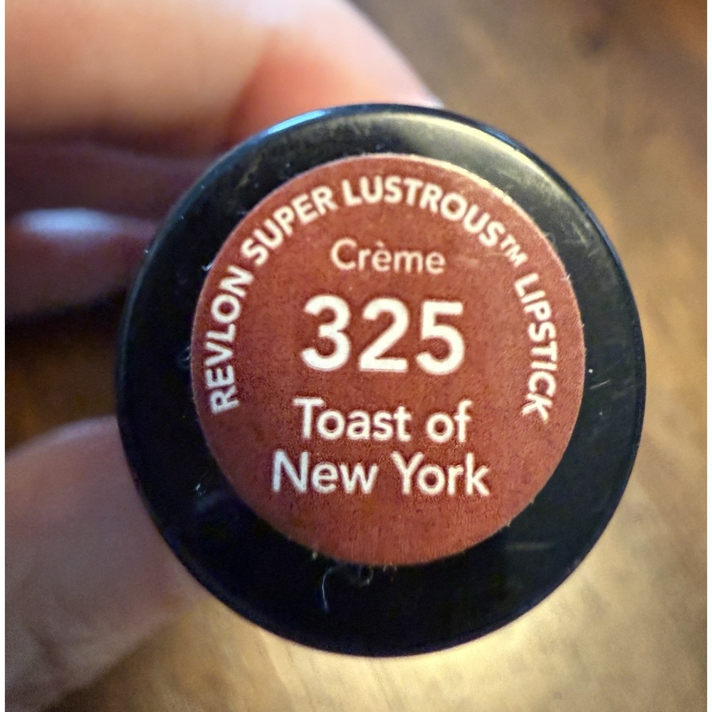 Revlon Super Lustrous Lipstick - CREME - 325 TOAST OF NEW YORK NY - NEW SEALED